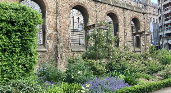 Christ Church Greyfriars Church Garden