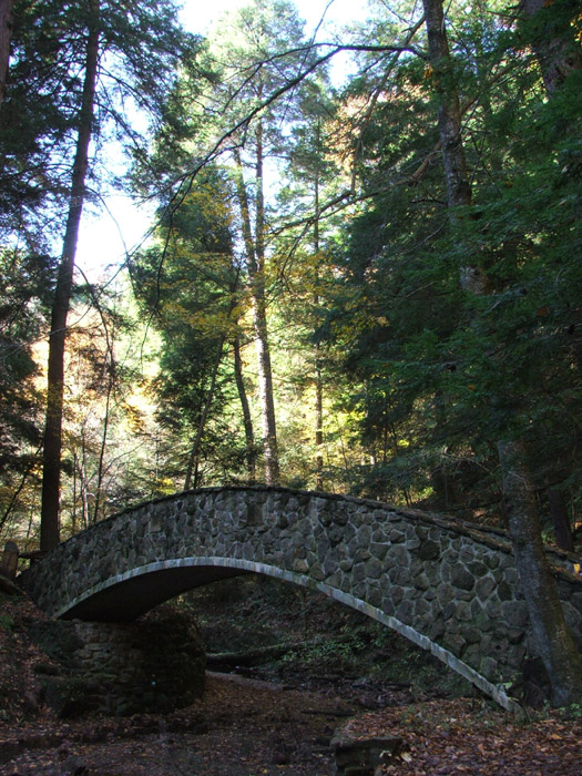 Old Man's Cave