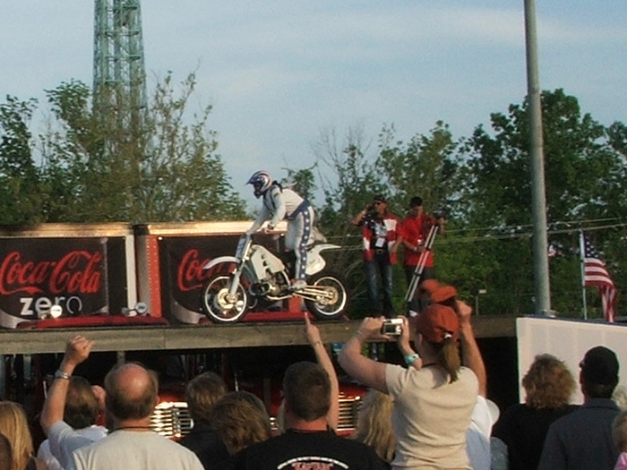Robbie returns to the landing ramp