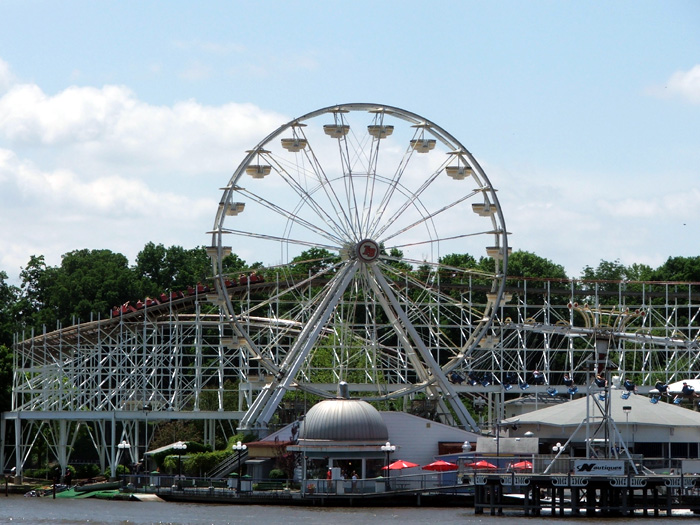 Giant Gondola Wheel