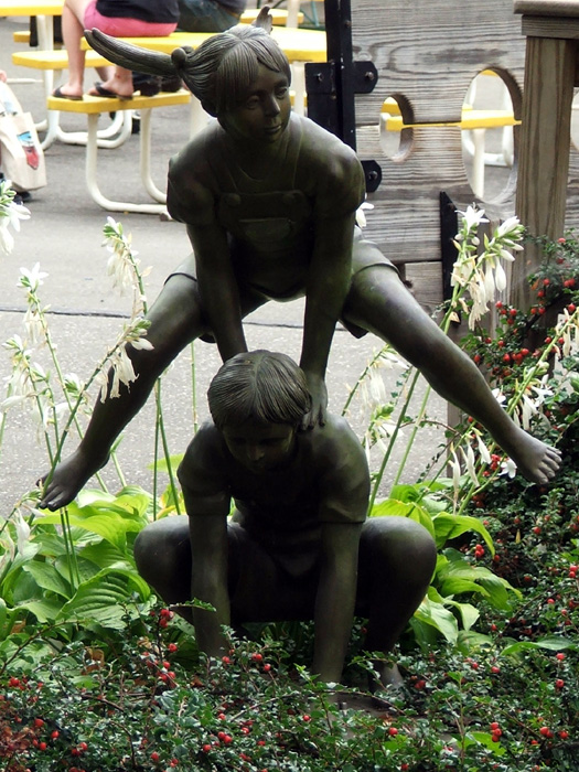 Statue