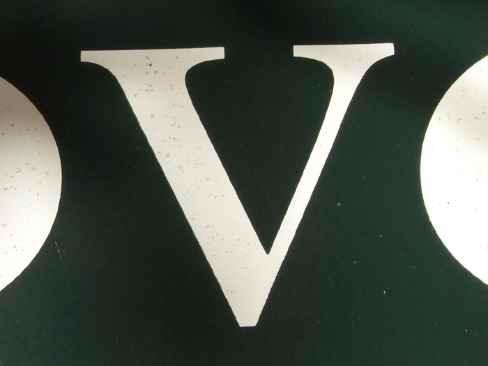 V