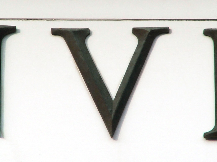 V