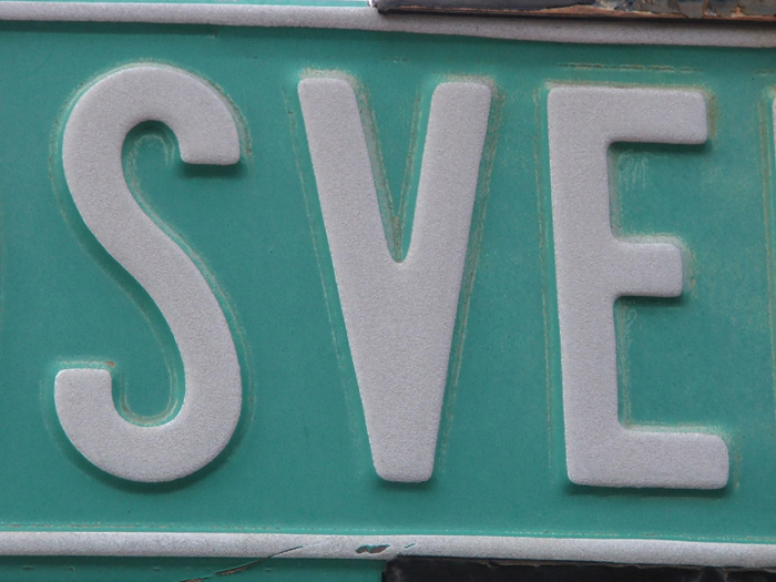 V