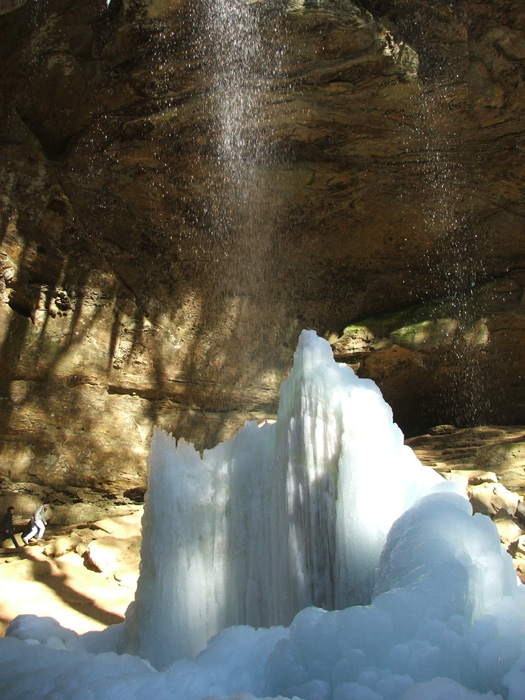 Ash Cave