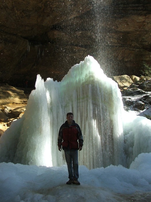 Ash Cave