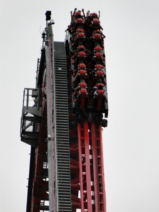 Intimidator 305