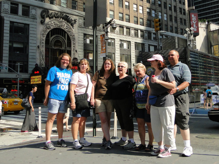 Sarah, Jenny, Amy, Linda, Patty Jo, Robin and Bob