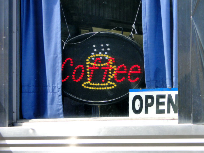 Cherri's State Line Diner