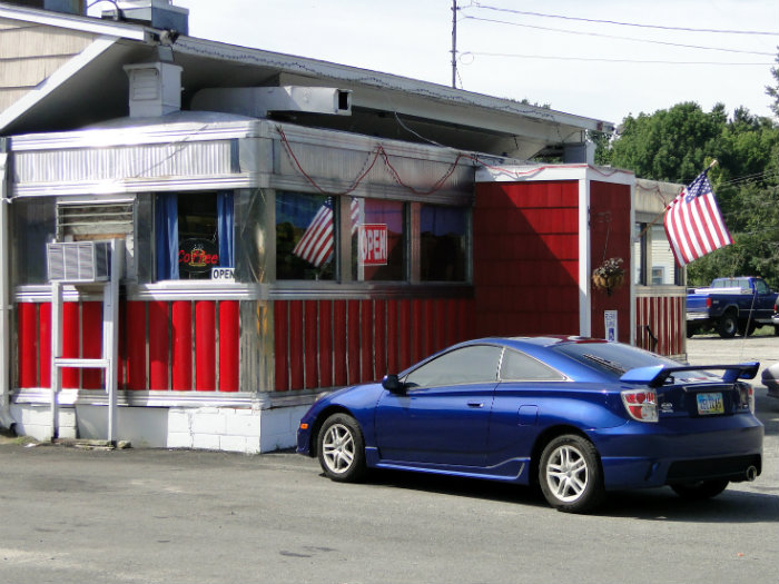 Cherri's State Line Diner