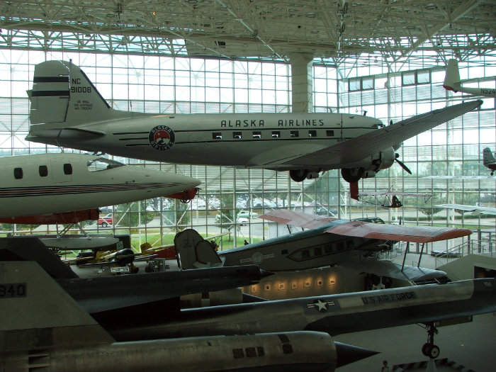 Douglas DC-3