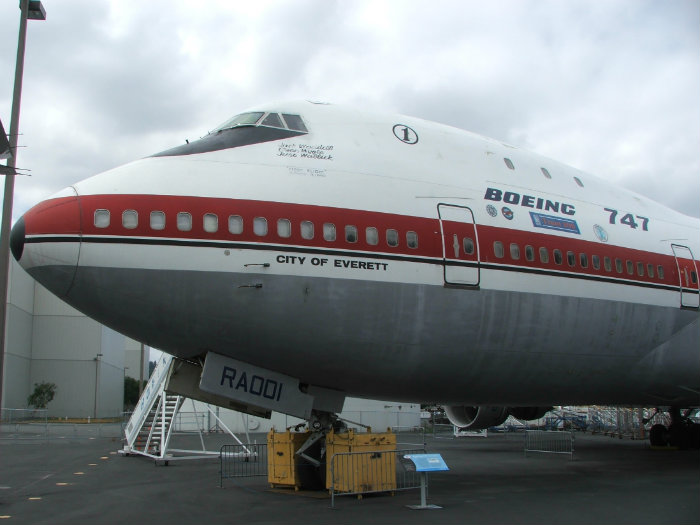 Boeing 747