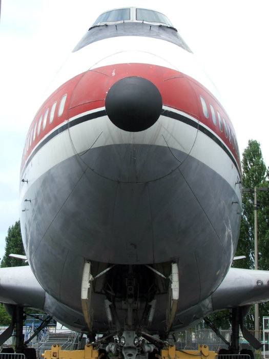 Boeing 747