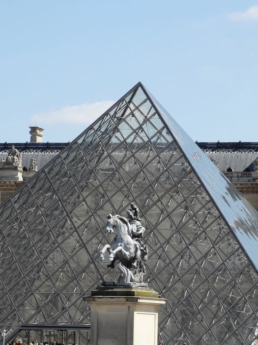 Louvre