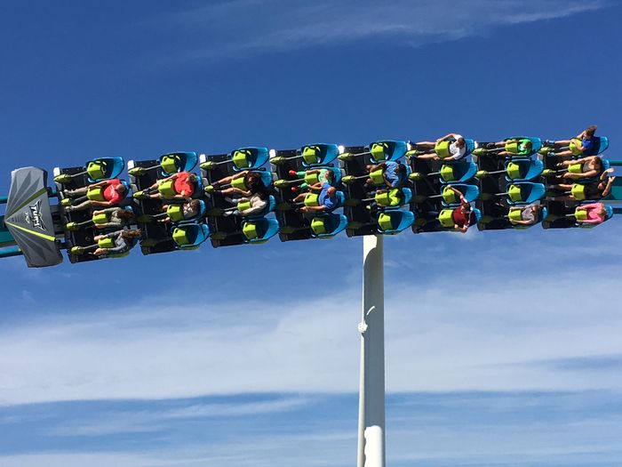 Fury 325