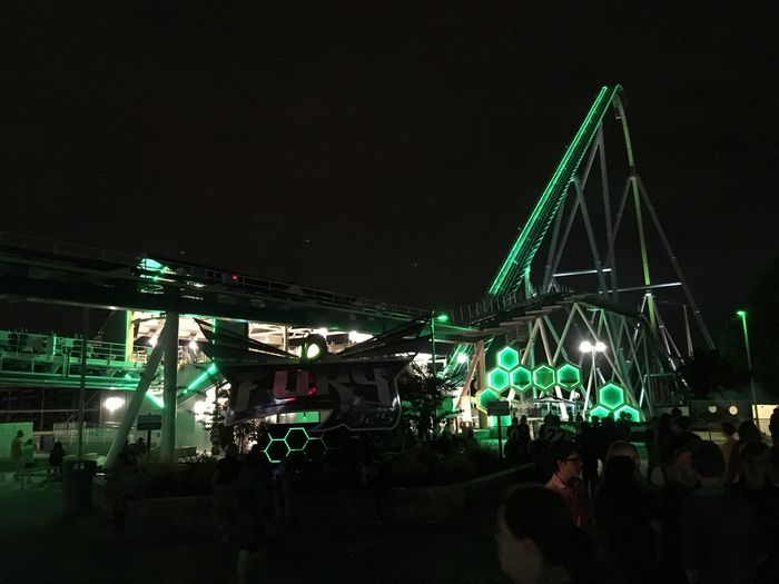 Fury 325