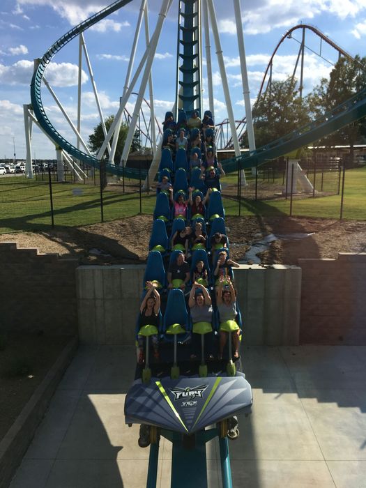 Fury 325