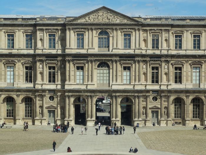 Louvre