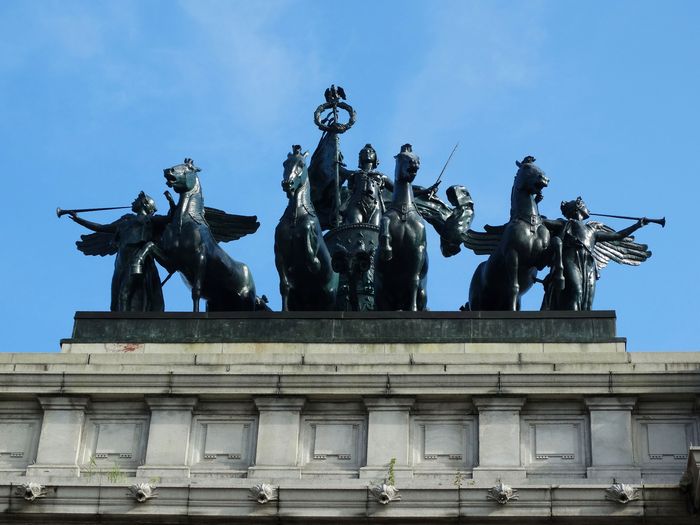 Grand Army Plaza