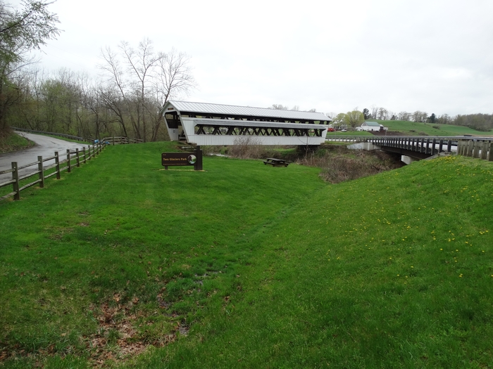 >Johnson Covered Bridge