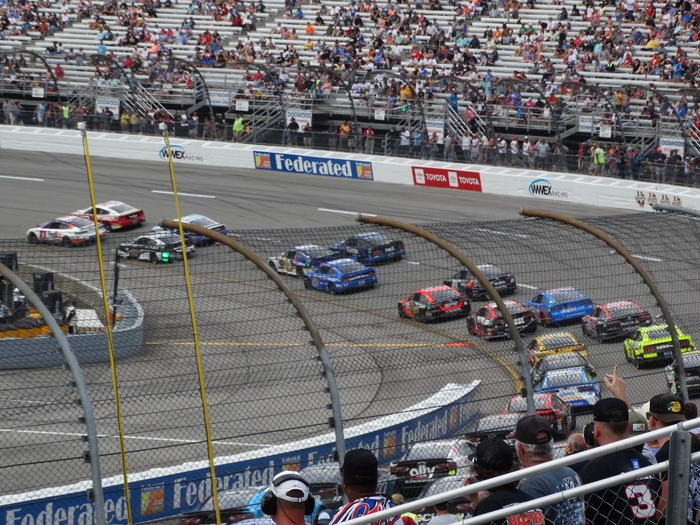 Federated Auto Parts 400